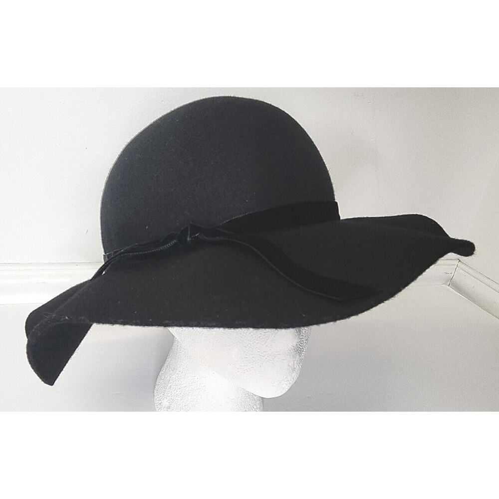Kathy Jeanne 100% Black Wool Felt Hat Velvet Ribbon Women’s Hat Vtg USA